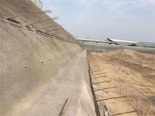 汤旺河道边坡加固